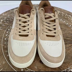 Vince “Rendel” sneakers in Beige, size 7 US, Women